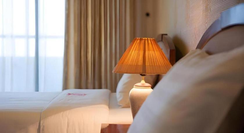 Cwd Hotel Hanoi Bagian luar foto